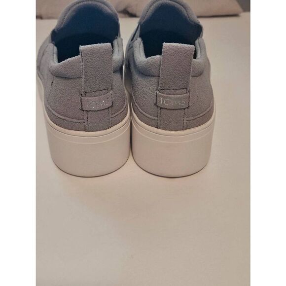 TOMS platform Suede ladies slip on shoe Nwot - Picture 4 of 12